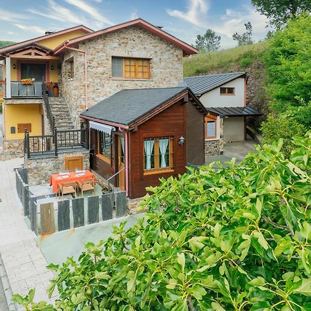 Apartamentos Rurales Tin Turismo Santa Eulalia de Oscos Bagian luar foto