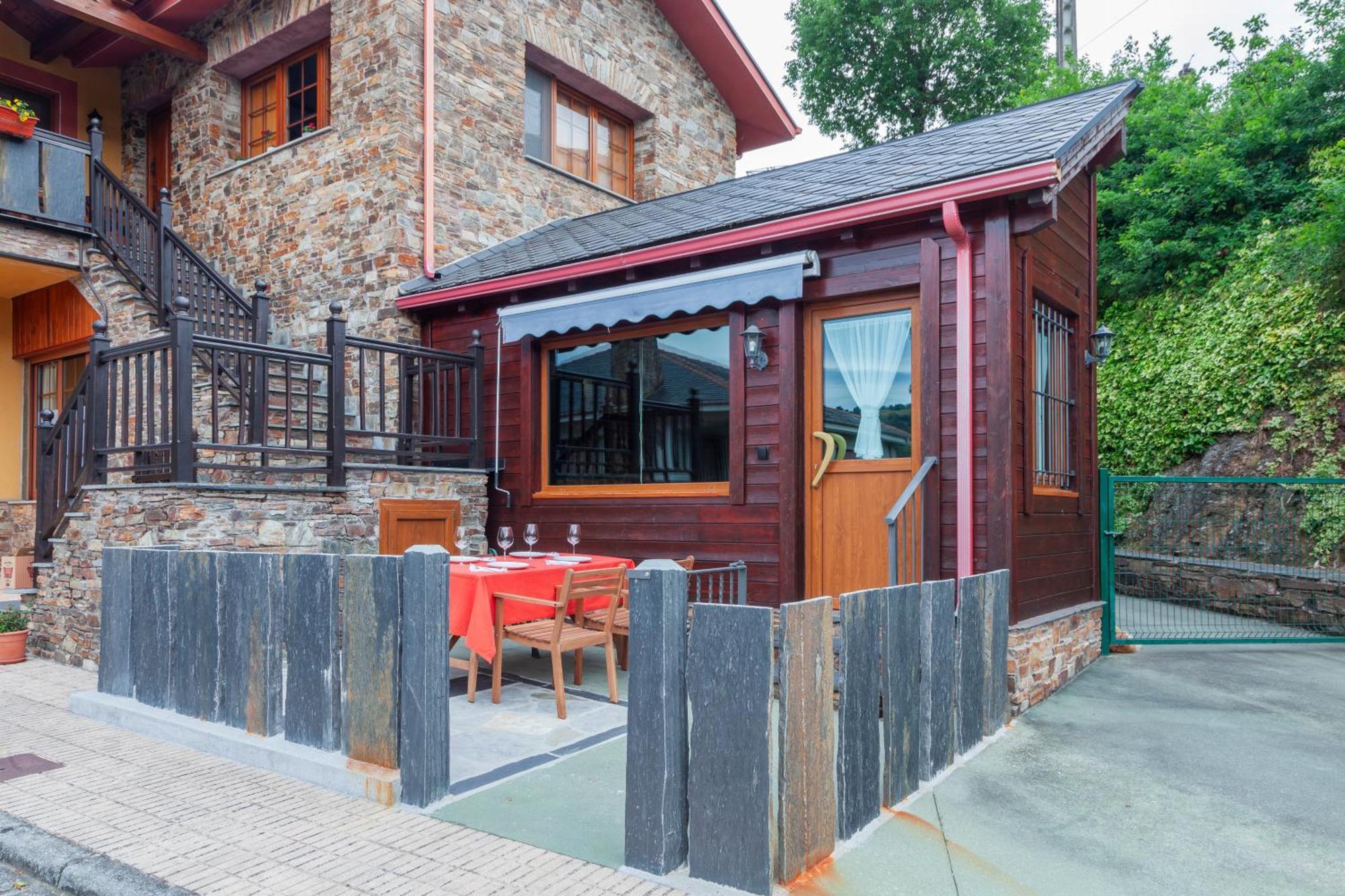Apartamentos Rurales Tin Turismo Santa Eulalia de Oscos Bagian luar foto